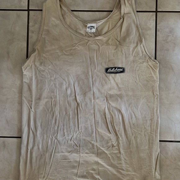 Billabong Tank - Picture 2 of 3